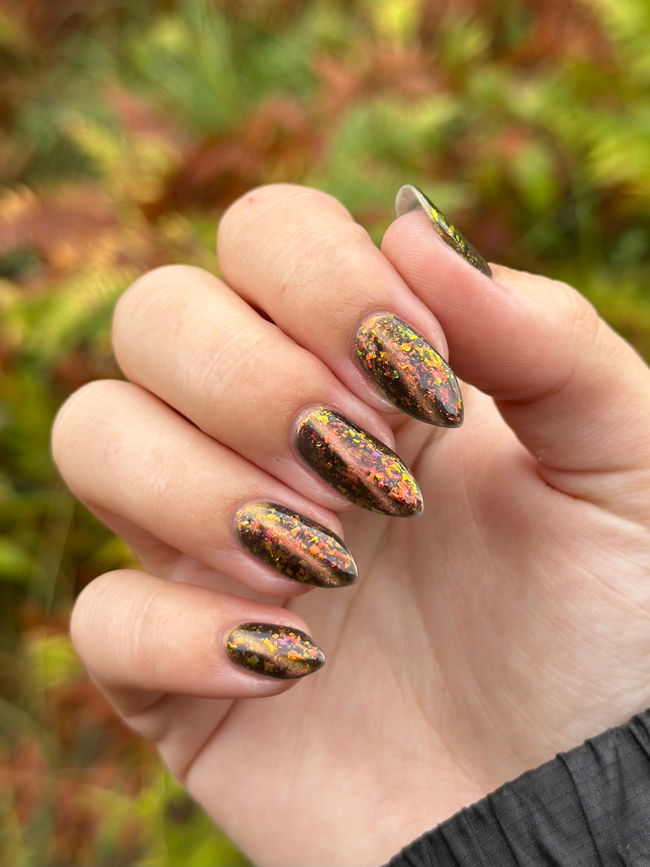 The Crunchiest Fall Leaf – Glitch Lacquer
